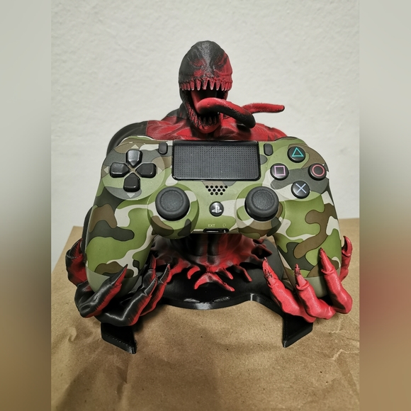 Venom Controller Holder PS4, PS5, Xbox ( 3d Printed) - Picture 2 of 8